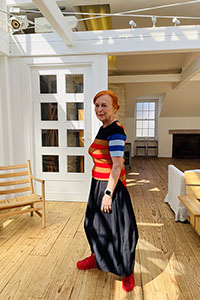Iris Karina modeling for Herincye